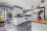 636 Main St N - Photo 5