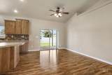 313 15th Ave E - Photo 18