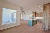 3688 3735 N - Photo 13