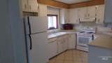 913 Preston Ave - Photo 9