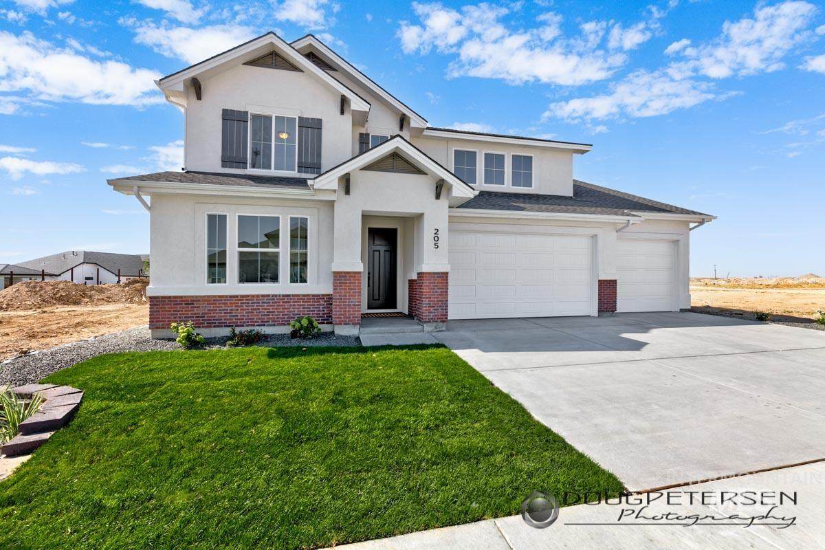 205 Sunniva Ave - Photo 1