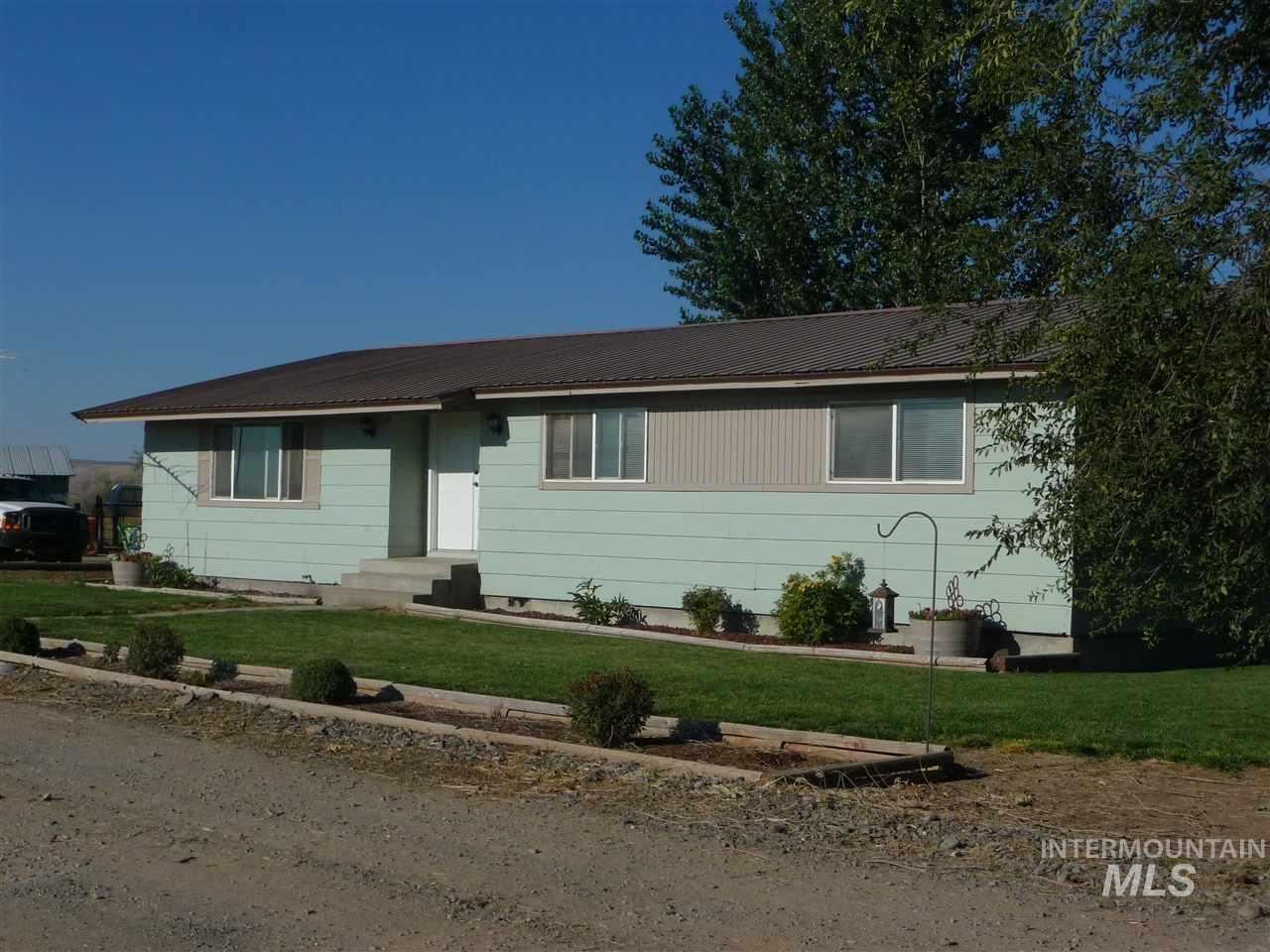 2720 Loop Rd - Photo 1