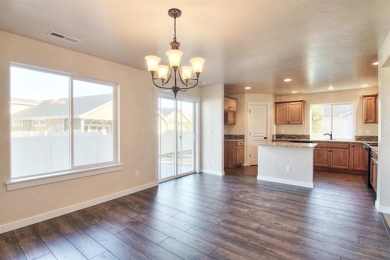 10190 Tilmont St. - Photo 1