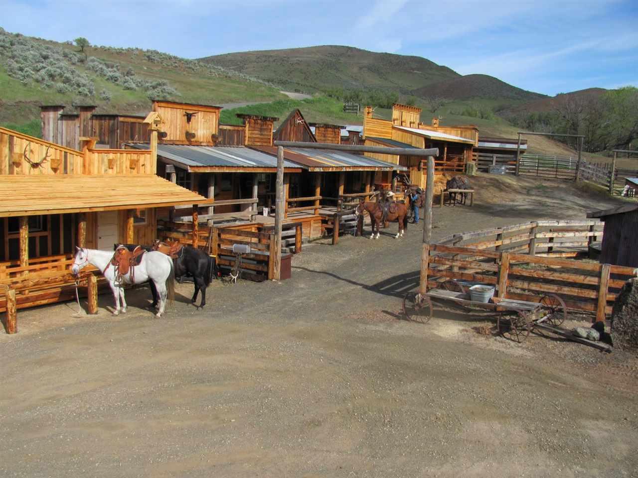 3800 Black Canyon Highway - Photo 1