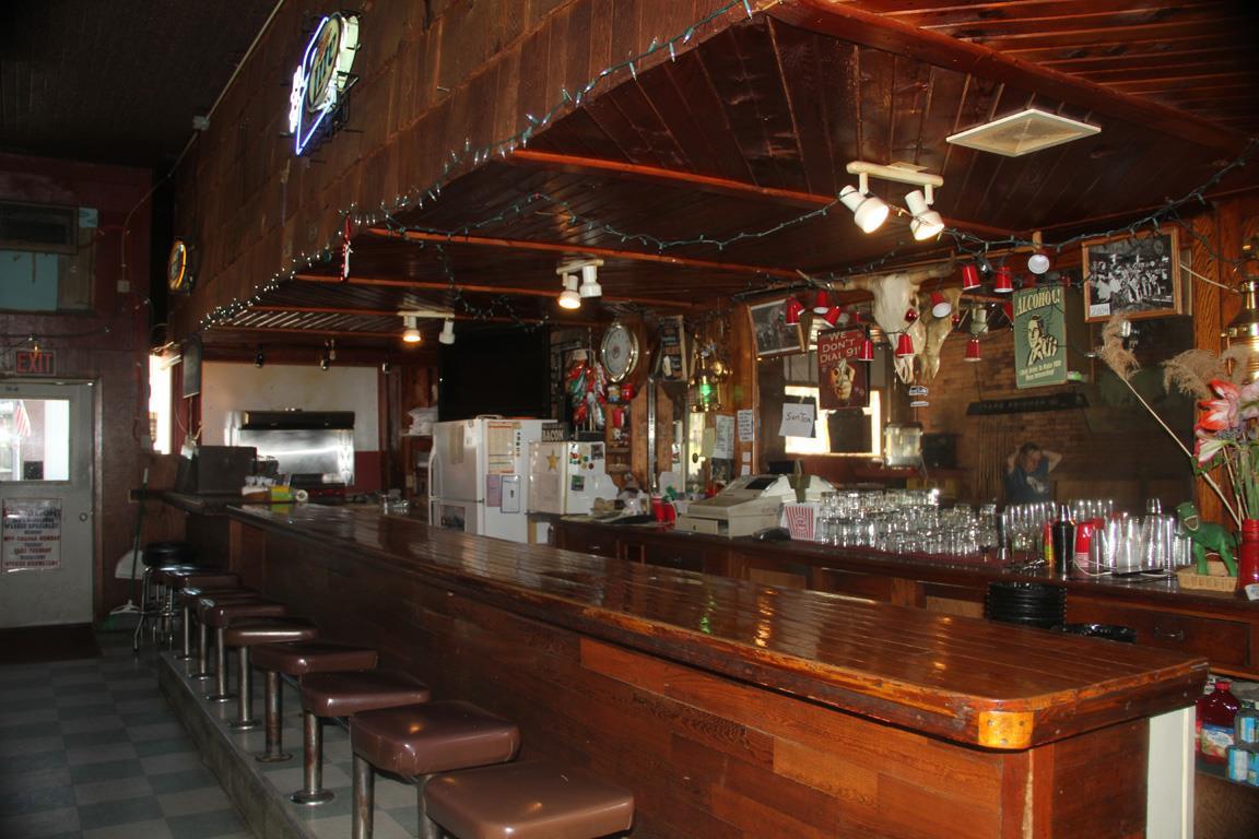 517 Main - Photo 1