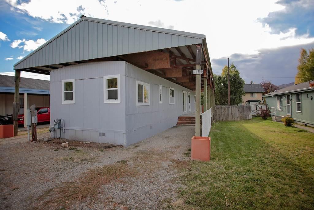312 8th St - Photo 1