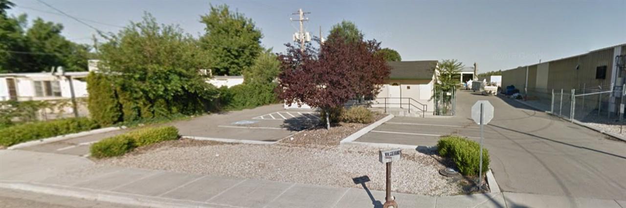 504 46th Street - Photo 1