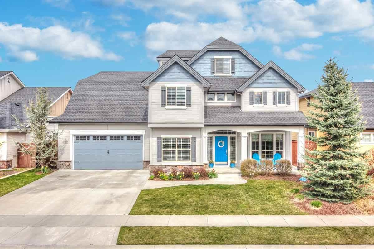 620 Cagney - Photo 1