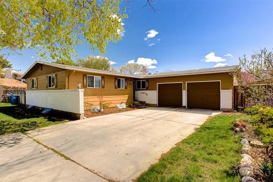 3810 Buckingham Dr - Photo 1