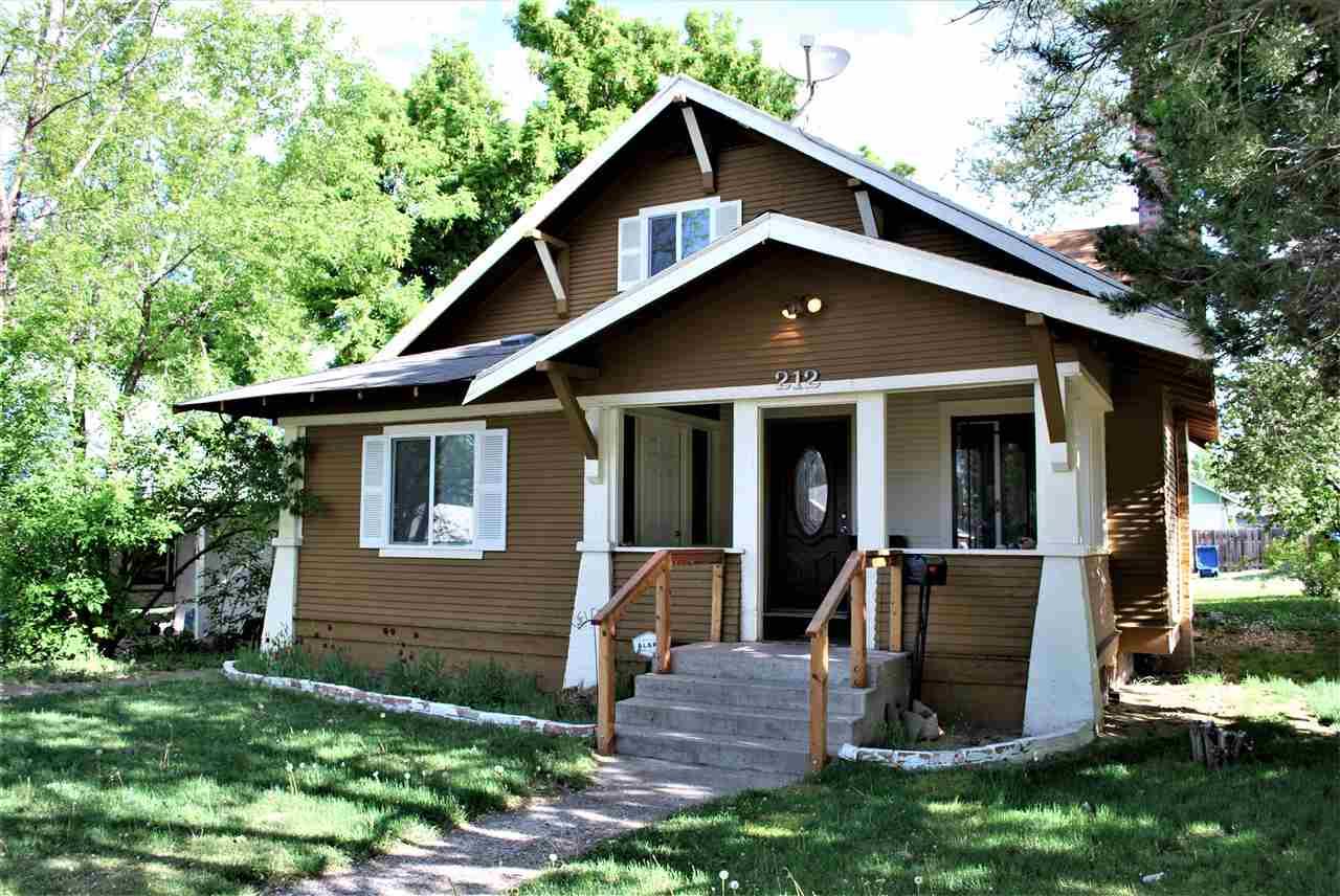 212 C Avenue East - Photo 1
