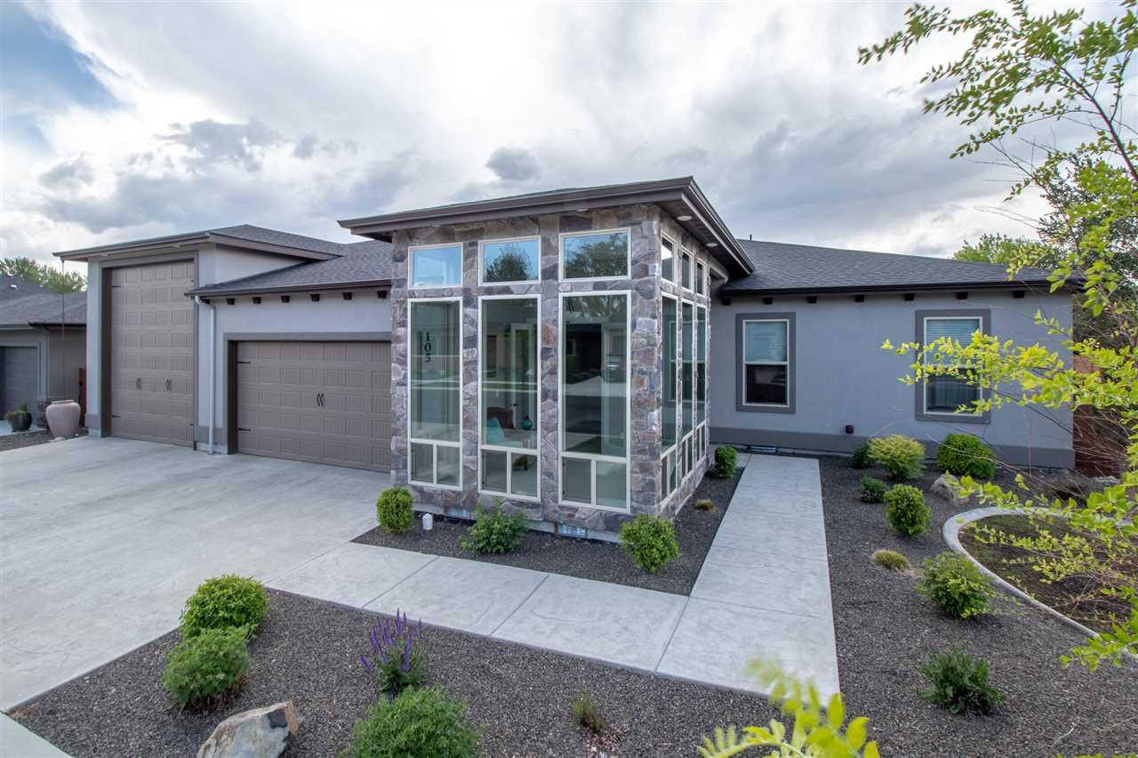 105 Baxter Way - Photo 1