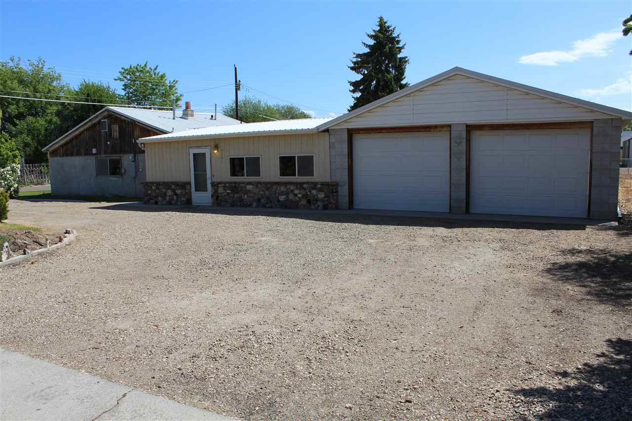 3101 Illinois Ave - Photo 1