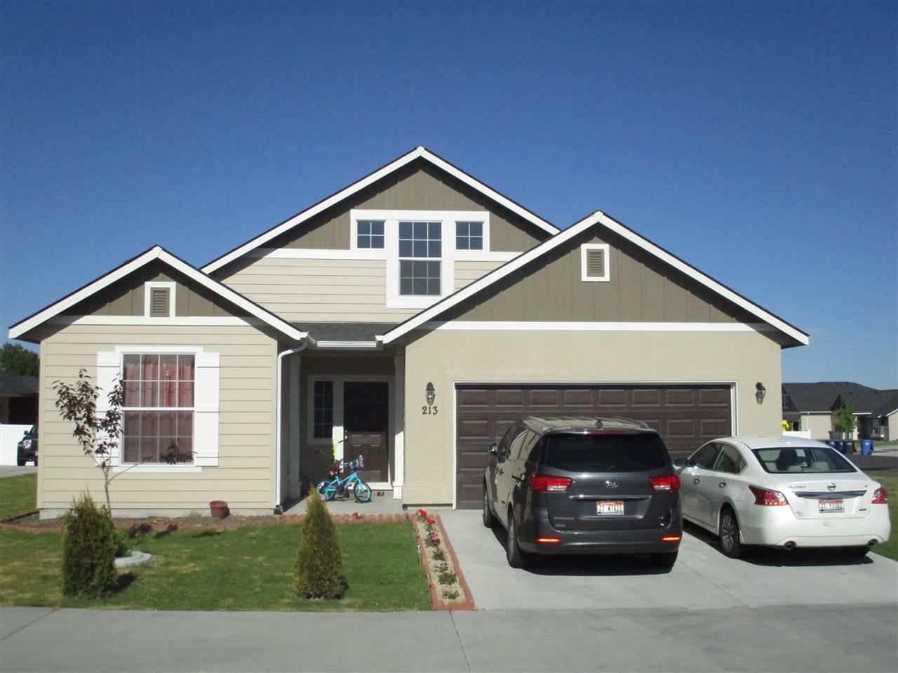 213 Canyon Crest Dr - Photo 1
