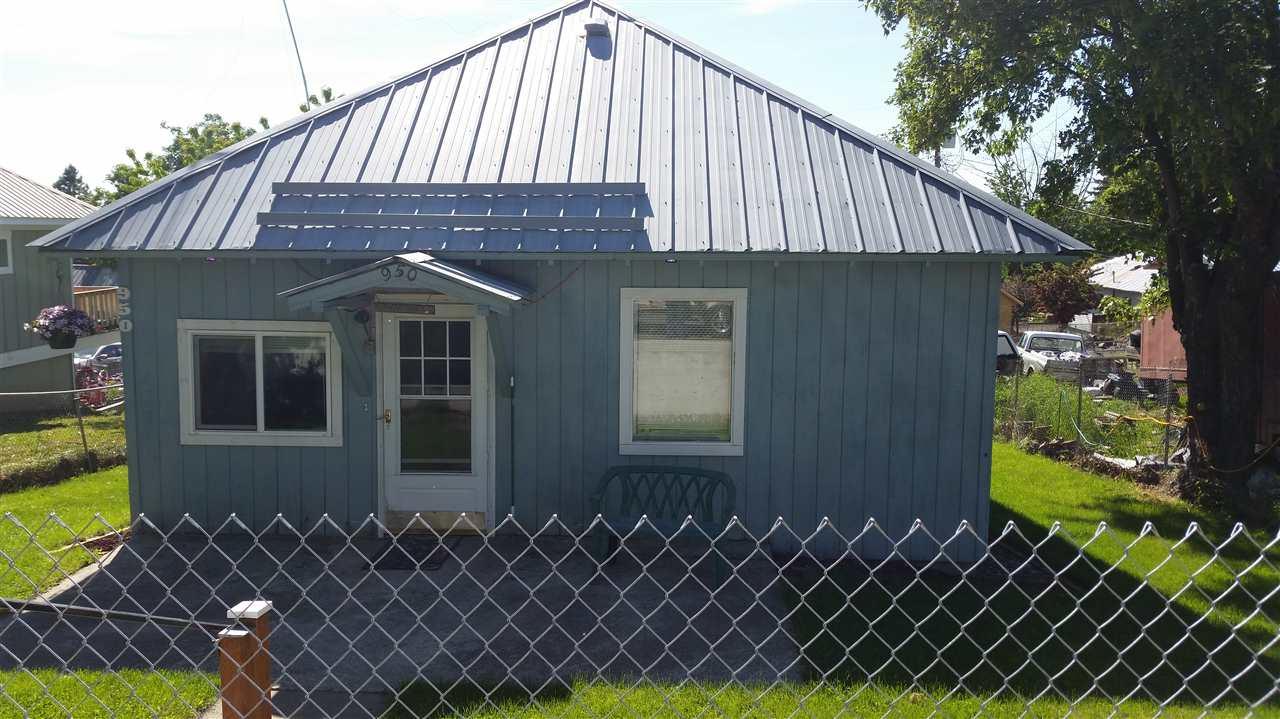 950 Spruce Street - Photo 1