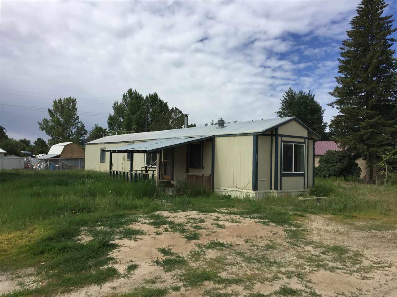 214 Sage Ave - Photo 1