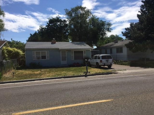 2019 Montana Ave - Photo 1