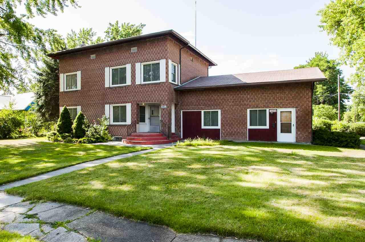 1106 2nd Ave South - Photo 1