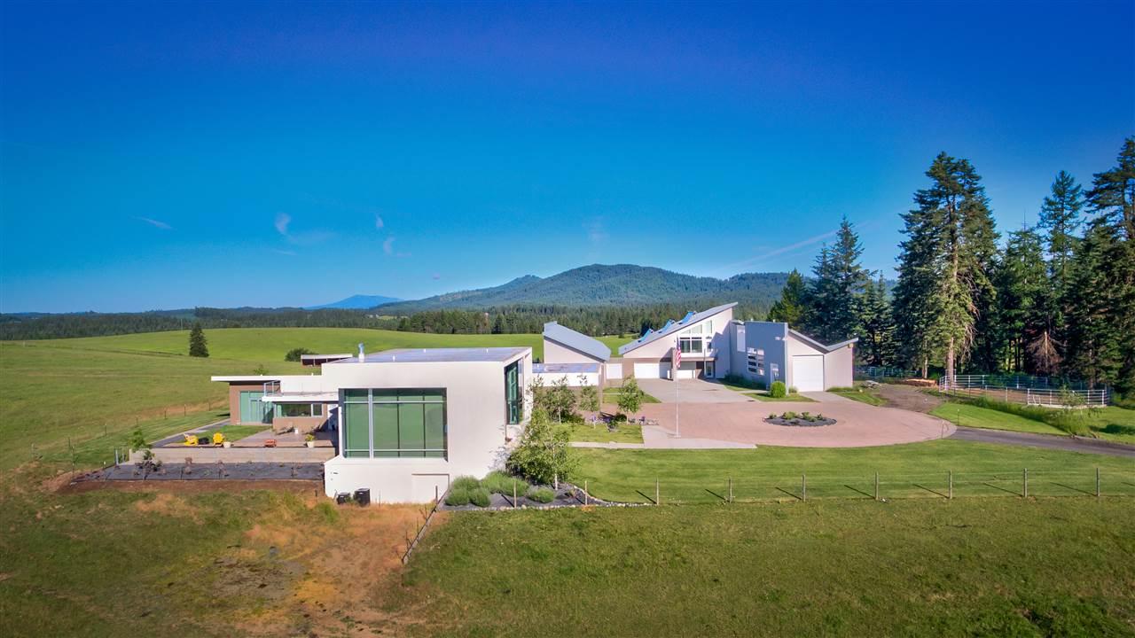 5685 Highway 8 - Photo 1