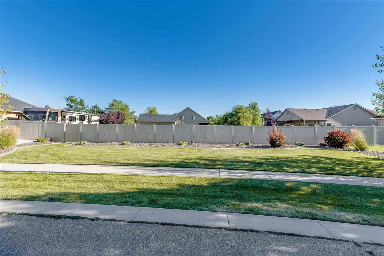 2211 Moose Creek Dr - Photo 1