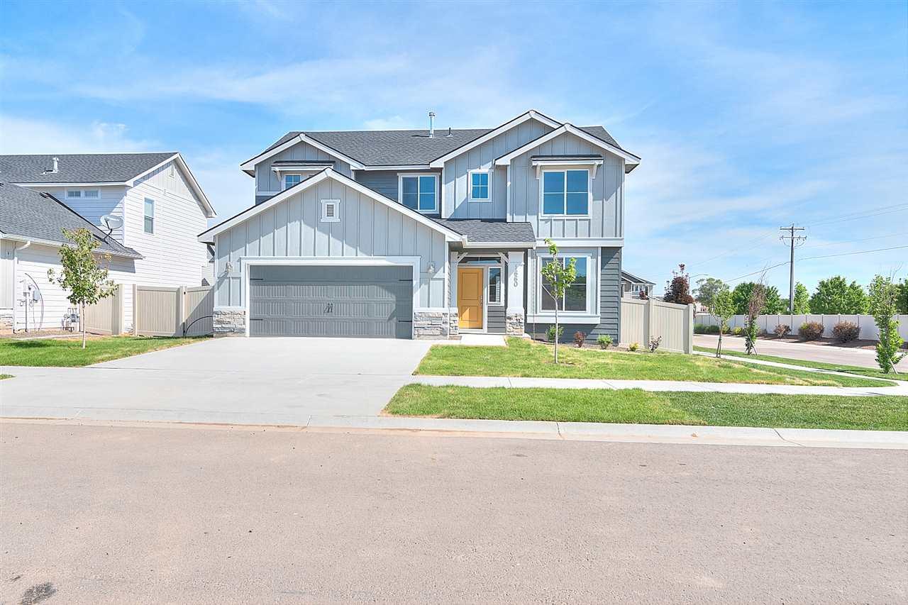 2139 Woodhouse Ave. - Photo 1