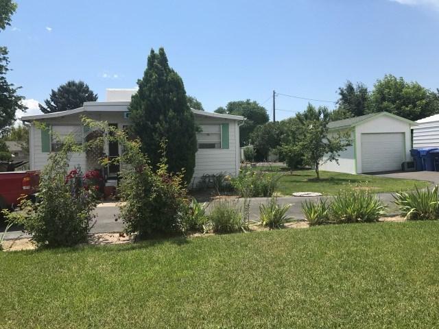 517 Ridgeway Drive - Photo 1