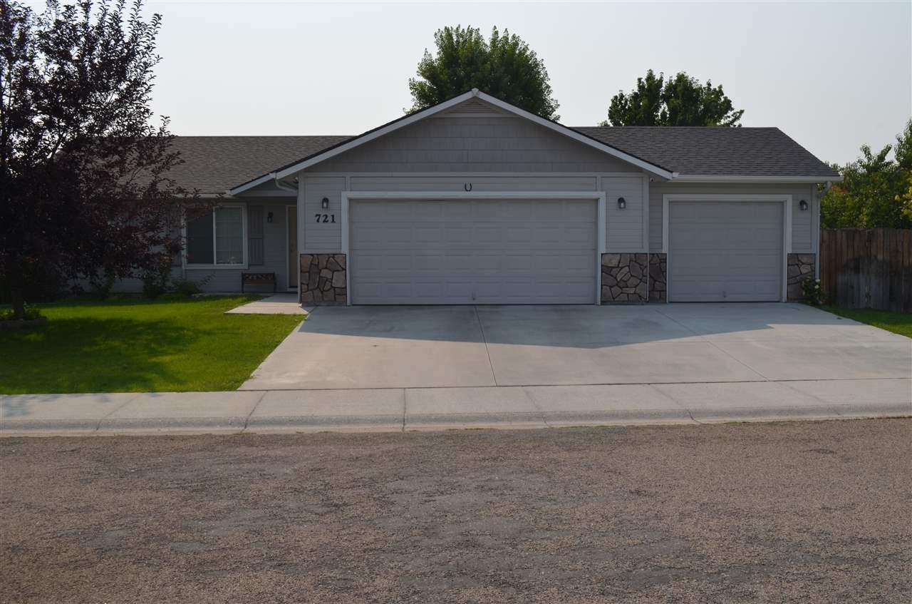 721 Hemingway Ave - Photo 1