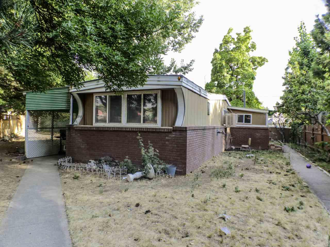 213 D Ave W - Photo 1