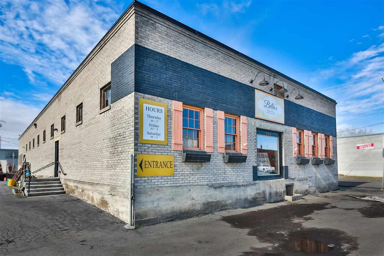 263 6th Ave West - Photo 1
