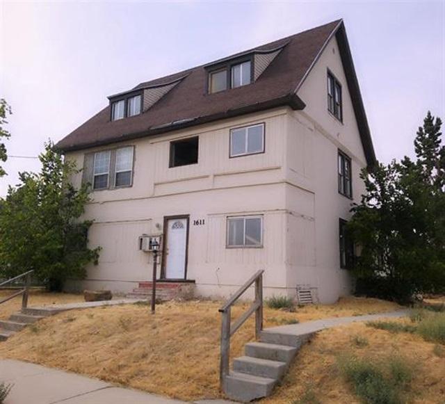 1611 1st Street South - Photo 1