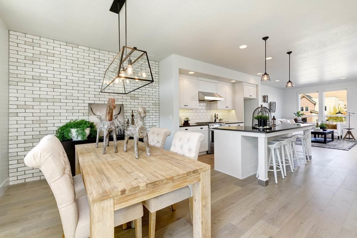 3767 Parkcenter - Photo 1