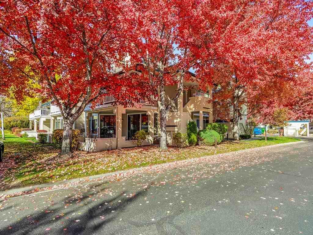 915 Riverpark Lane - Photo 1