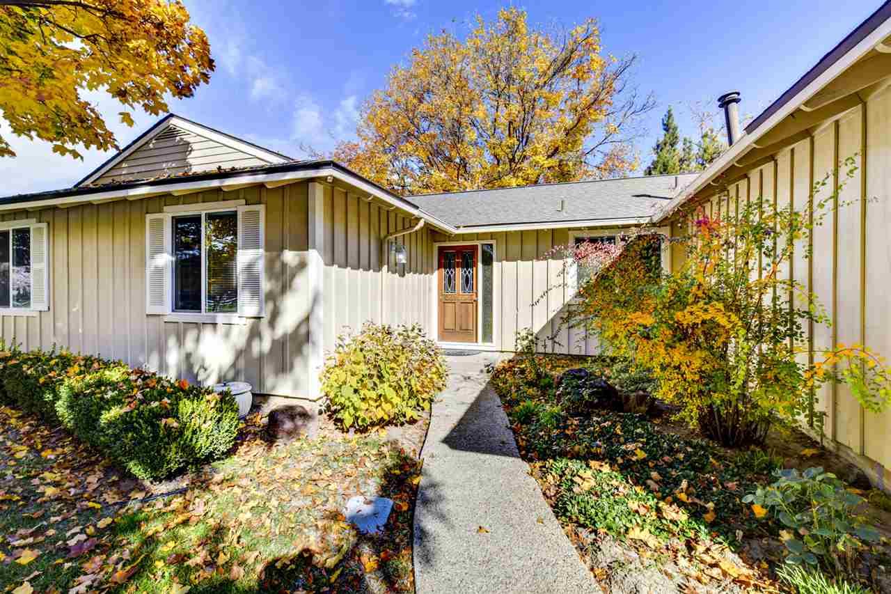 5014 Glenbrook Drive - Photo 1