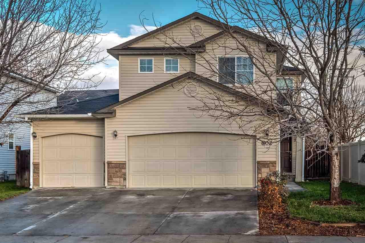 802 Clara Ave - Photo 1