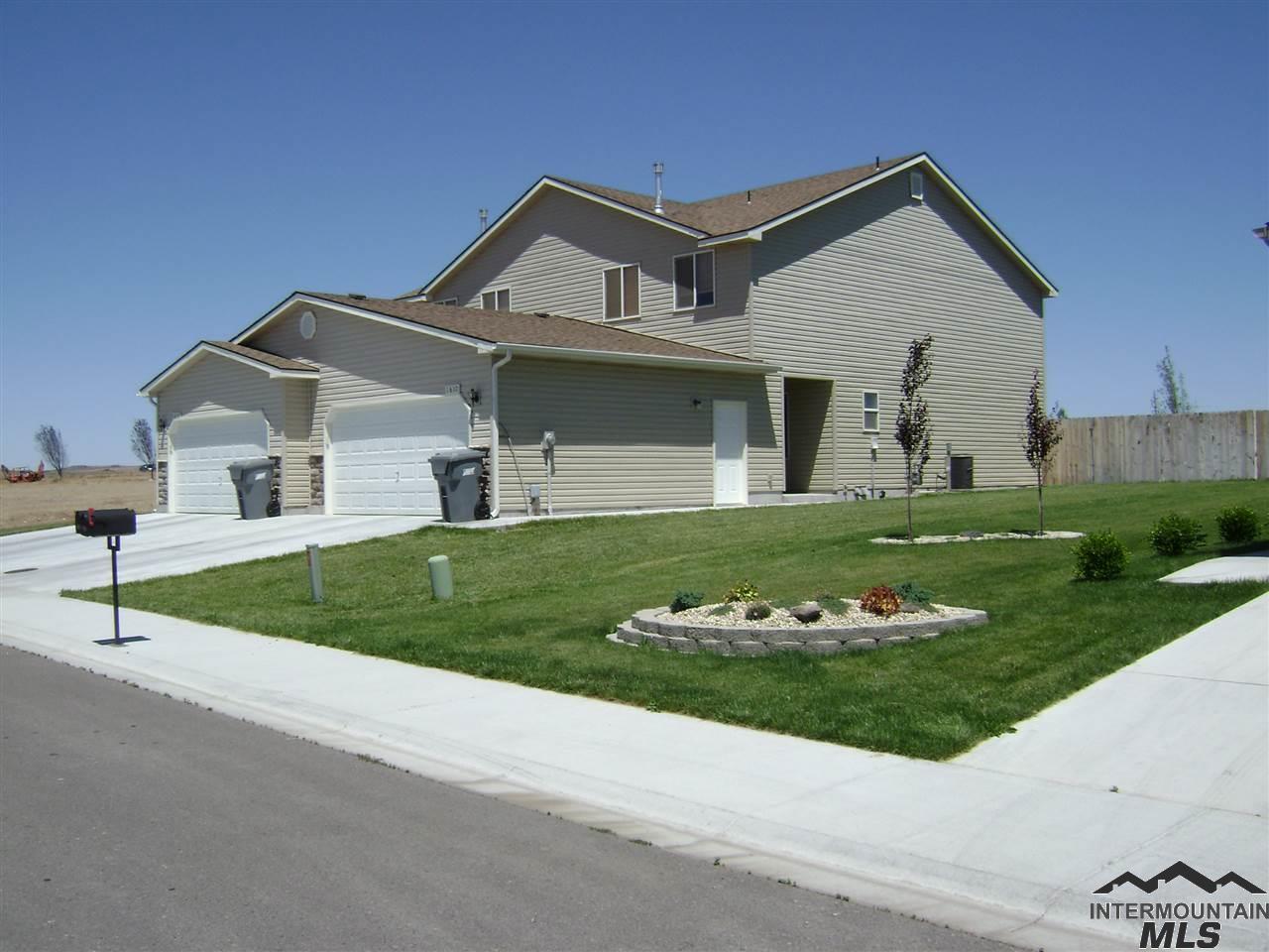 1610 Cinder Loop - Photo 1