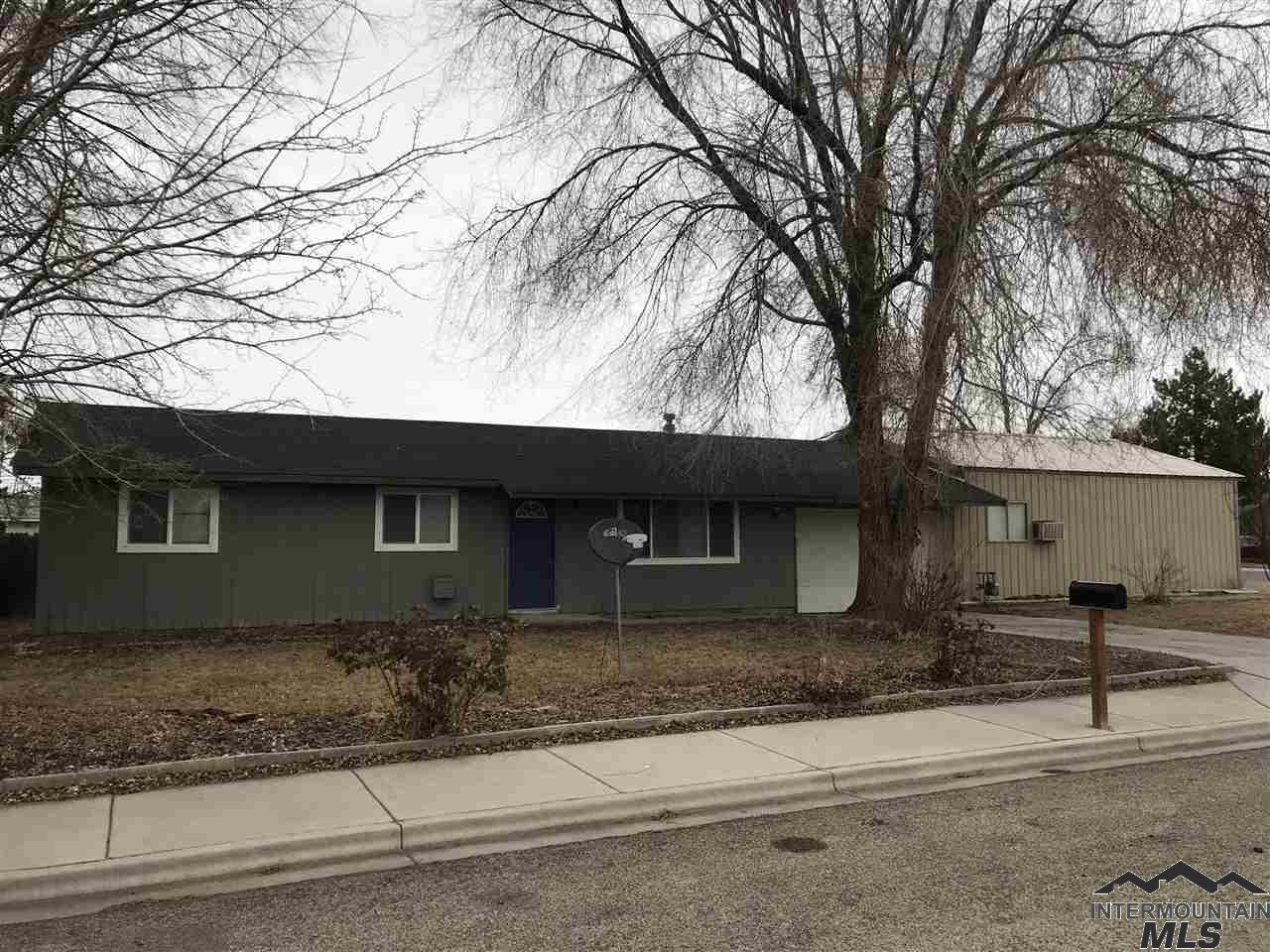 528 Boise St - Photo 1