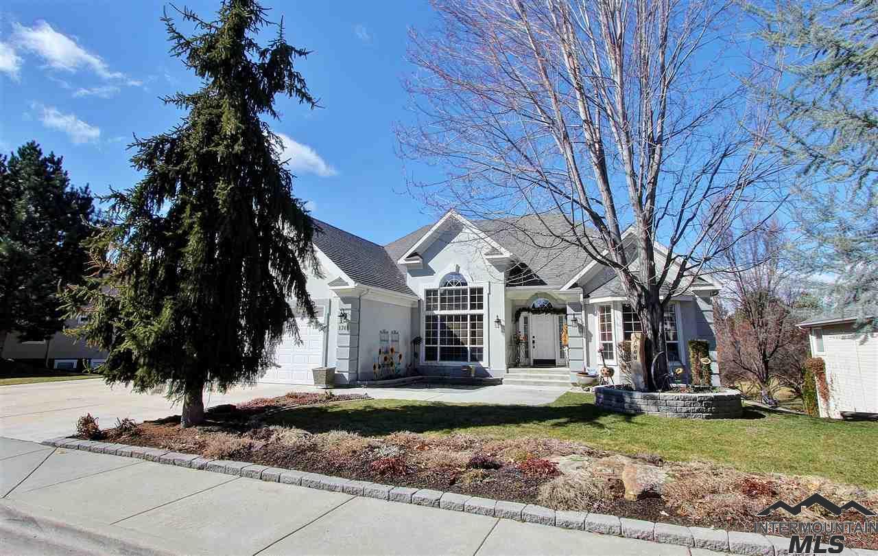 1741 Sevenoaks Way - Photo 1