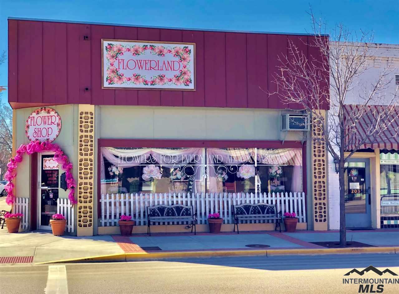 201 Main Street - Photo 1
