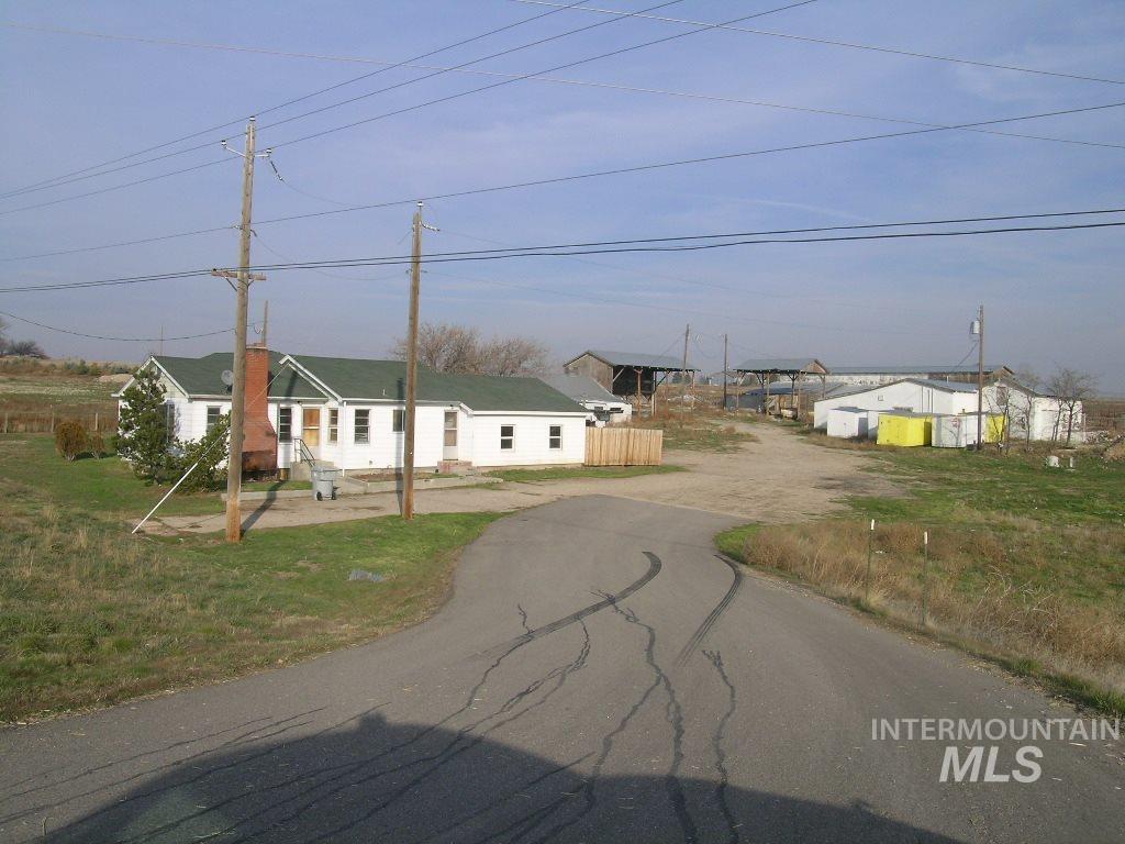 7370 Meridian Rd - Photo 1