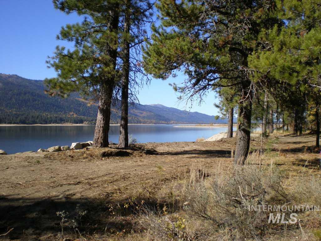 207 Pintail Place - Photo 1