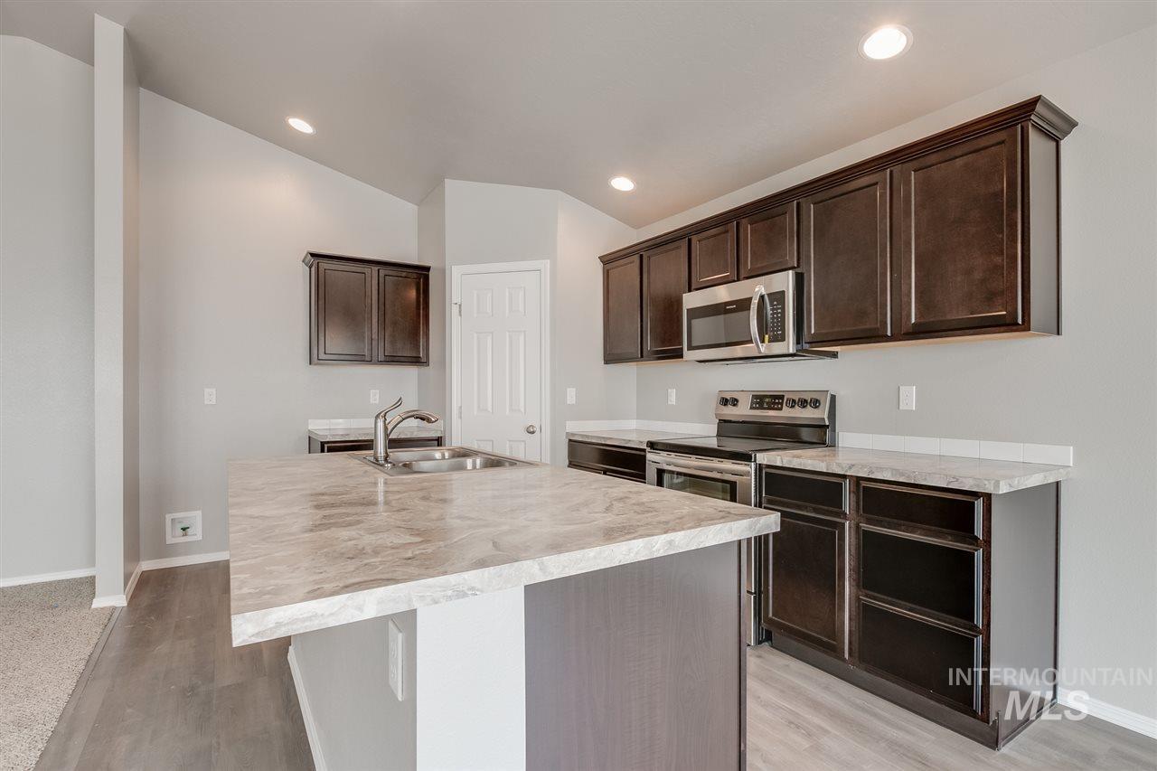 4608 Silver River St - Photo 1