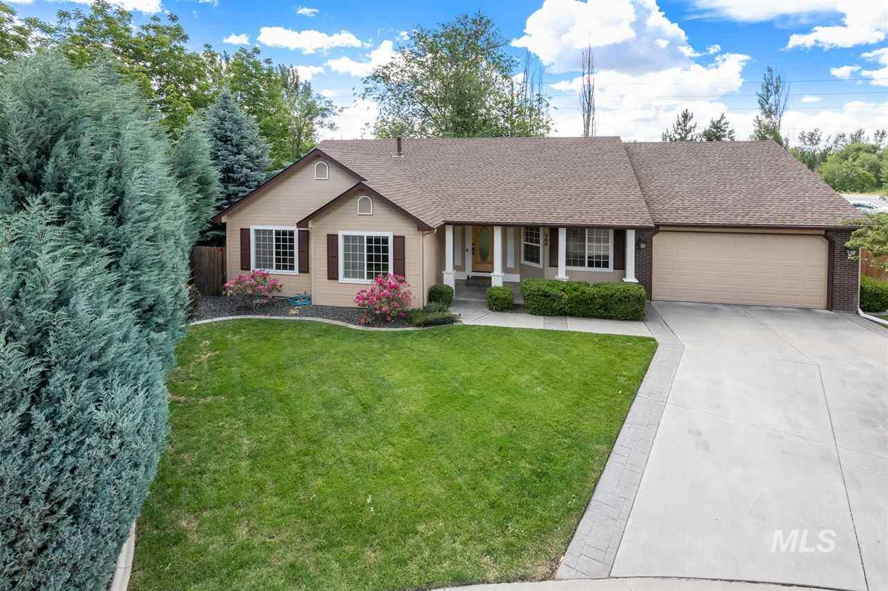 366 Kestrel Place - Photo 1
