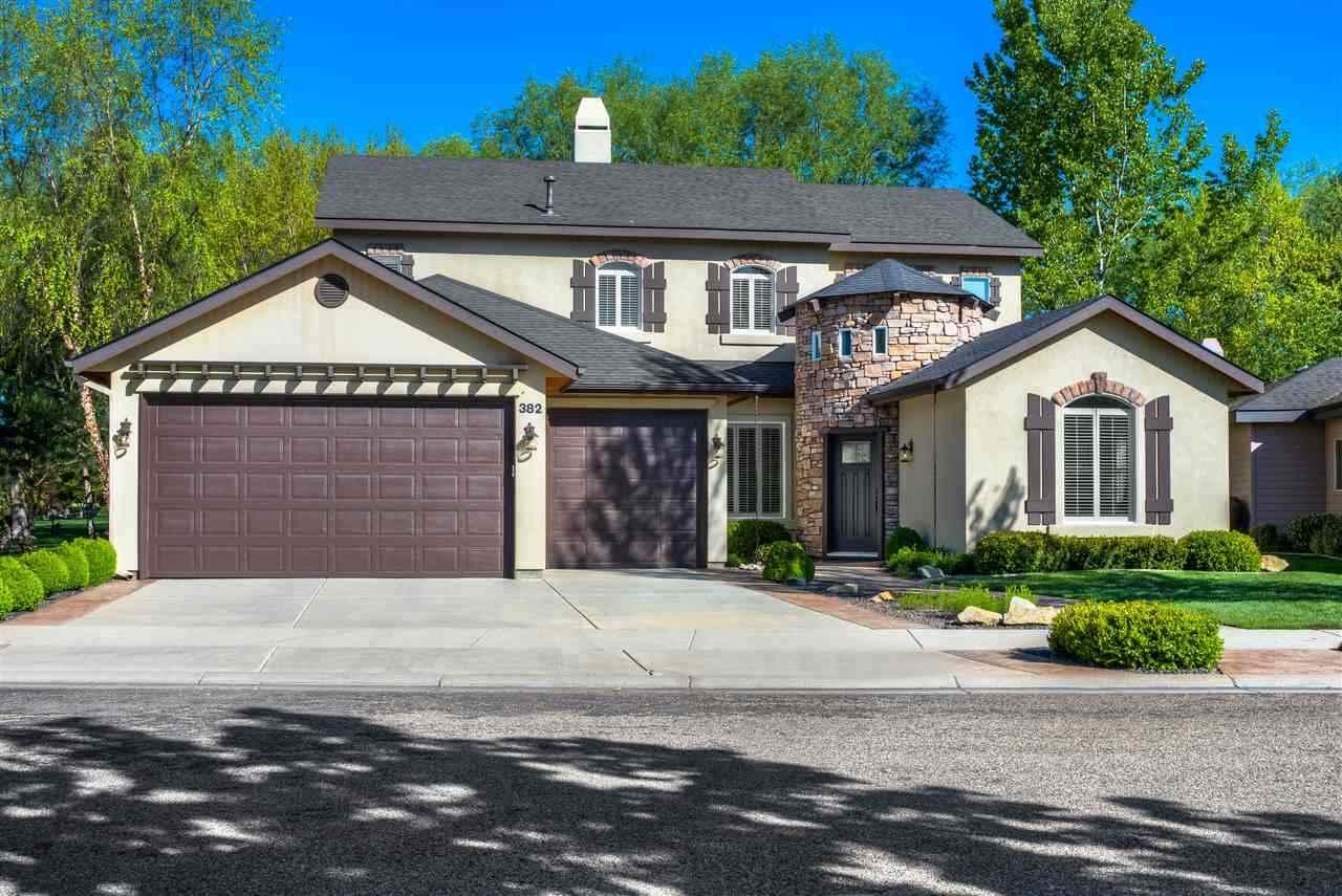 382 Cottonwood - Photo 1