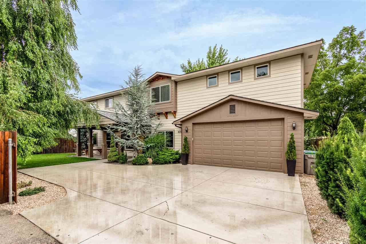 4206 N Christine St - Photo 1