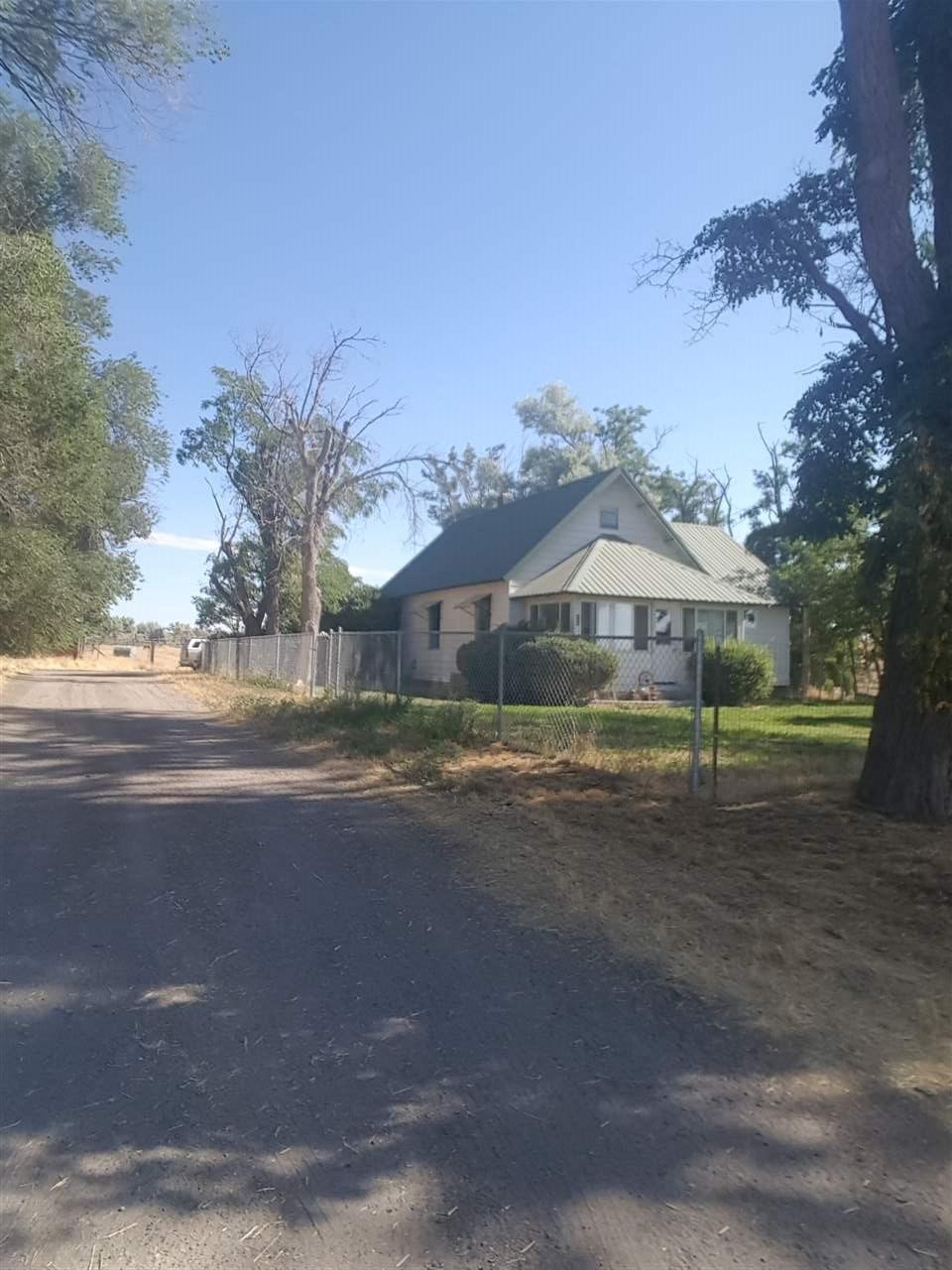 126 400 S - Photo 1