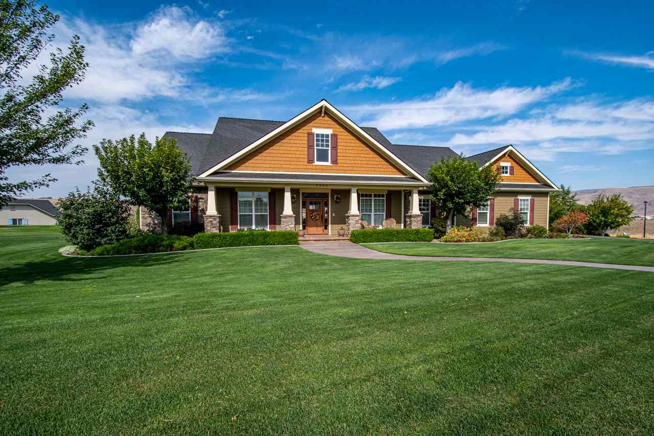 2252 Deer Pointe Drive - Photo 1
