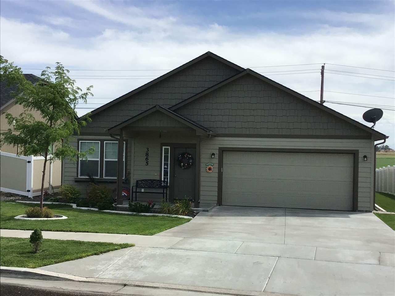 3865 Windy Ridge Dr - Photo 1