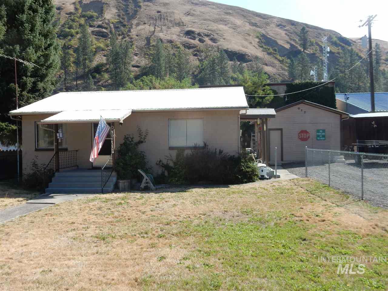 017 S. Front St. - Photo 1