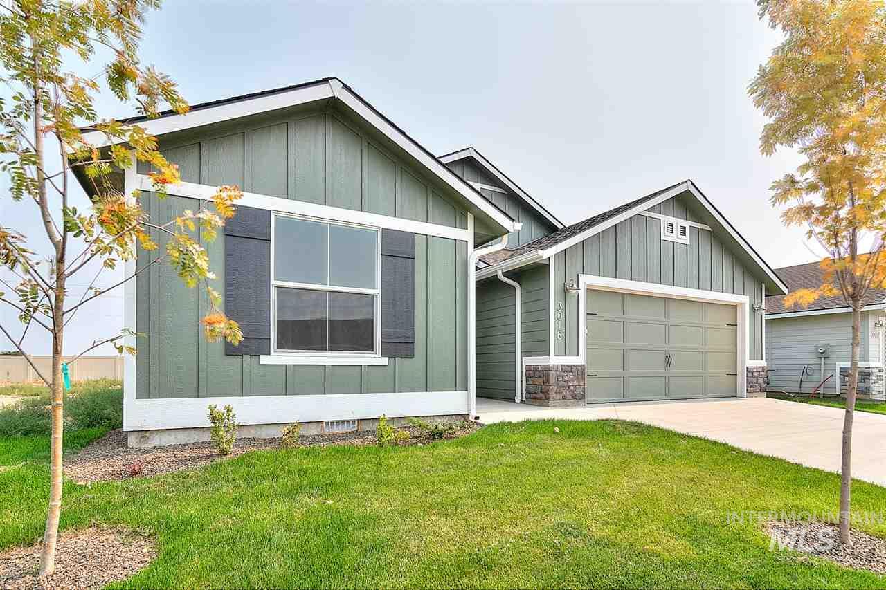 1540 Malad River St - Photo 1