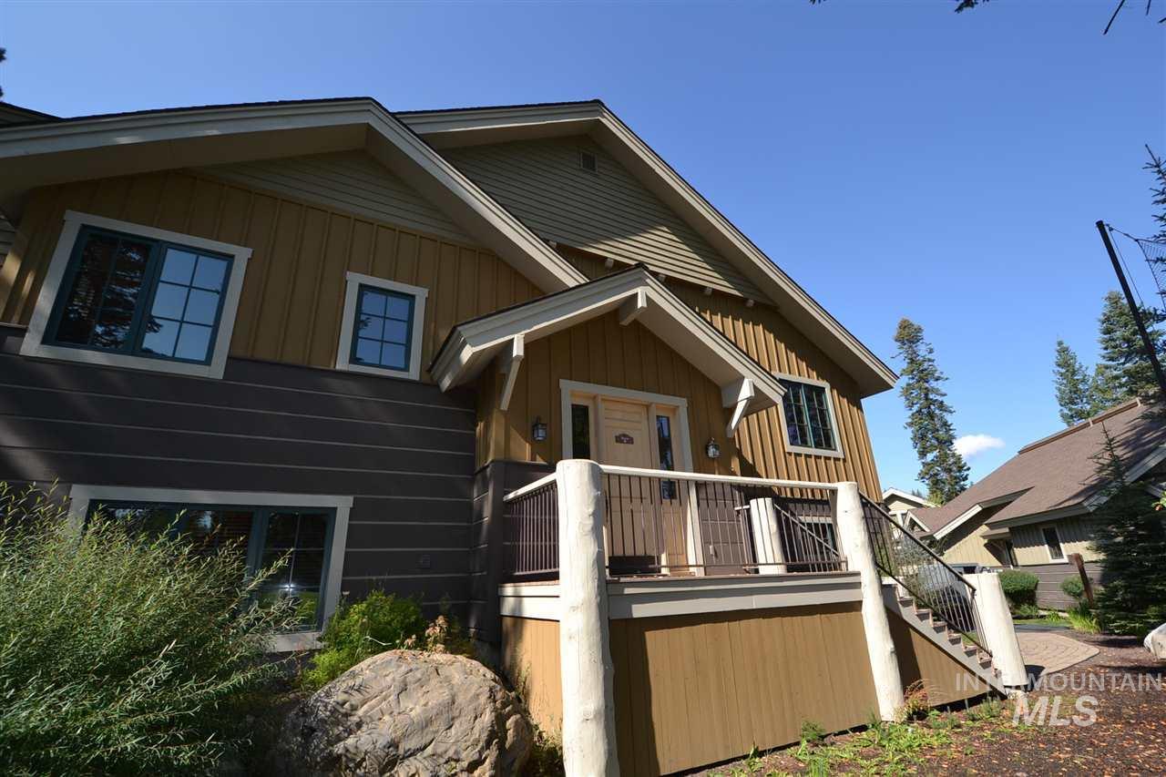 1381 Hearthstone Court - Photo 1