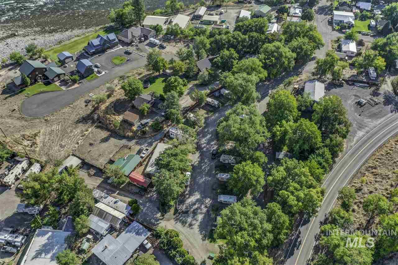 1434 Main St - Photo 1